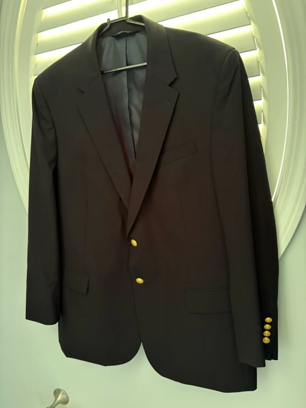Jos A Bank Men Size 46R Navy Blue Classic Wool Blazer Regal Fit Gold Buttons